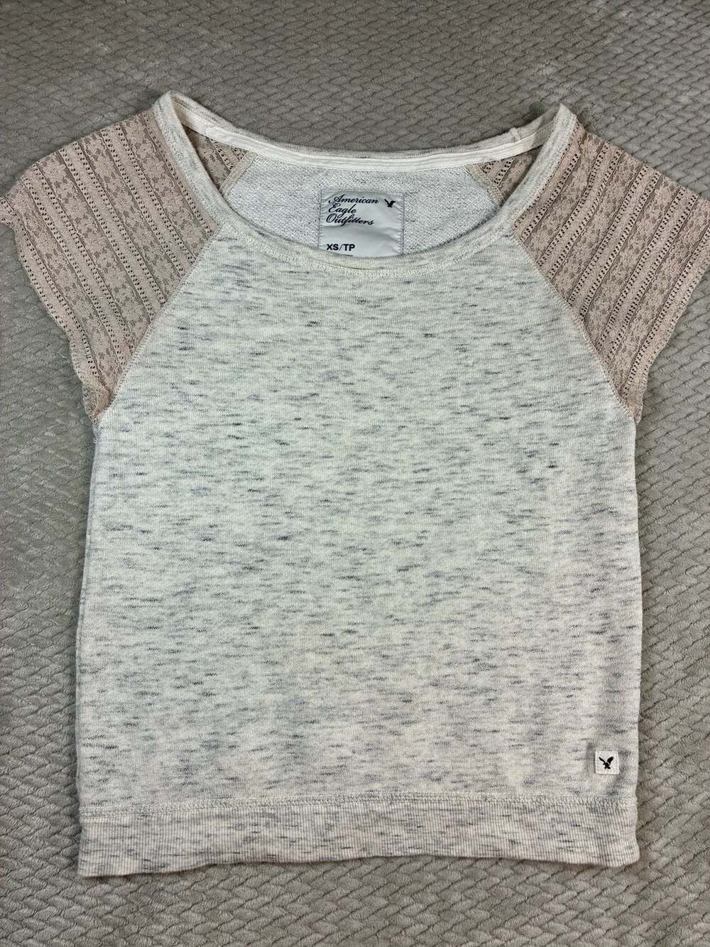 American Eagle Outfitters Lace Sleeve Shirt Size XS Gray